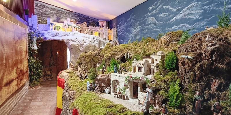 Archidiócesis de Madrid - Última oportunidad para visitar el belén de San Bonifacio, que presenta una gruta a escala real con la Virgen, San José y el Niño Jesús.