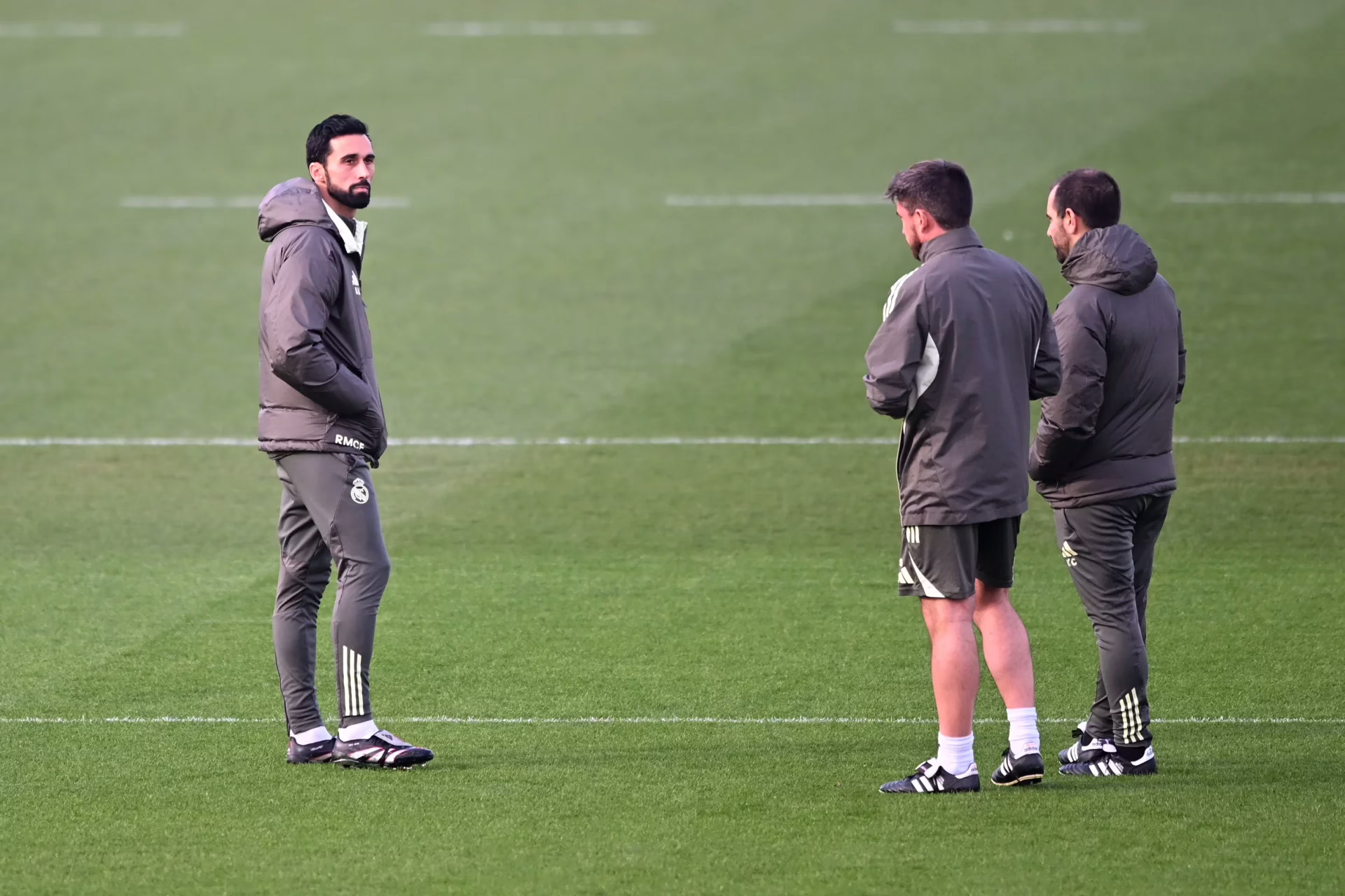 El equipo técnico de Arbeloa en el Real Madrid: una guía de sus miembros.