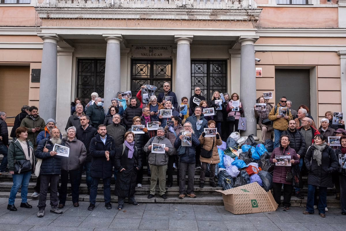 Ángel Niño, el concejal ausente de Vallecas que ignora las quejas de los vecinos sobre la falta de limpieza en el barrio | Noticias de Madrid