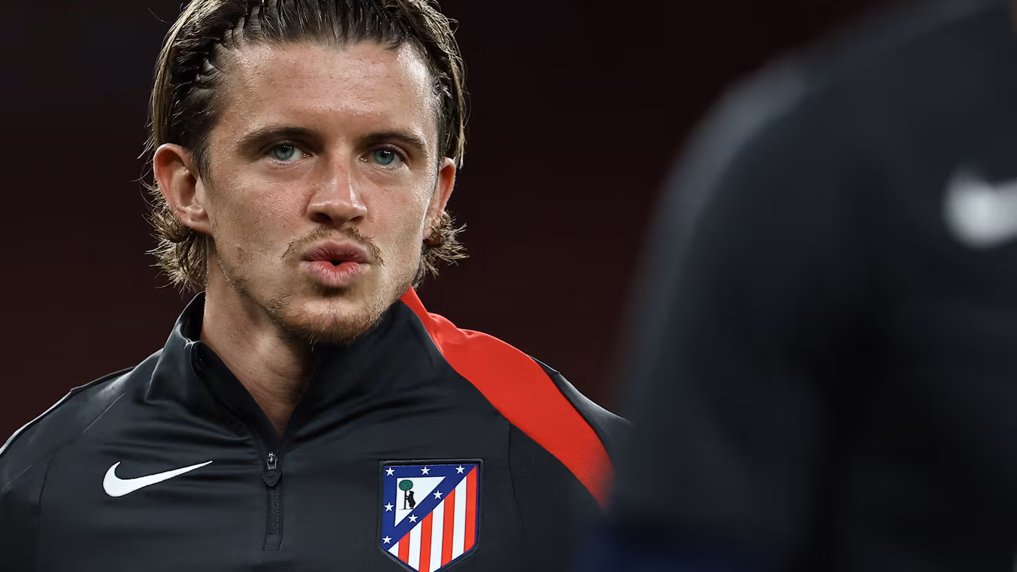 Seguimiento en vivo del mercado de transfers: novedades de Real Madrid, Barcelona, Atlético de Madrid y fútbol global.