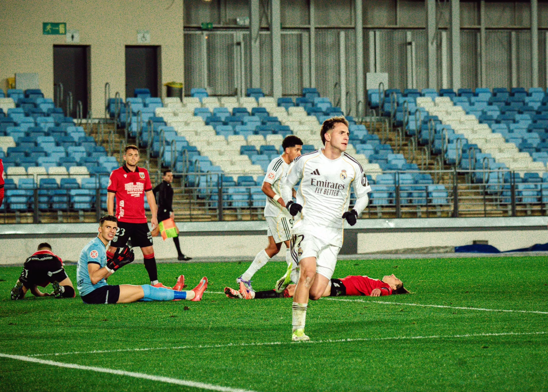 Real Madrid Castilla empata 1-1 con Mérida en el estreno de Julián López
