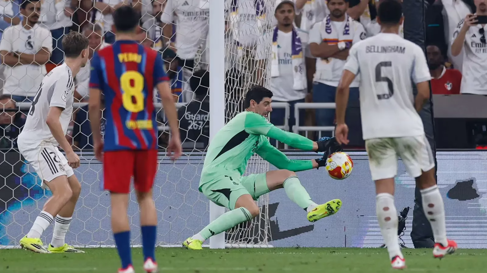 Thibaut Courtois detalla las razones detrás de la derrota en la final de la Supercopa.