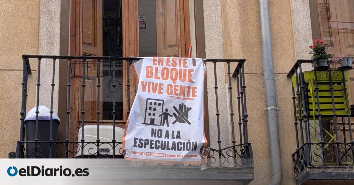Vecinos de un edificio en Malasaña enfrentan la especulación, vigilados por okupas y presionados a abandonar por un fondo.