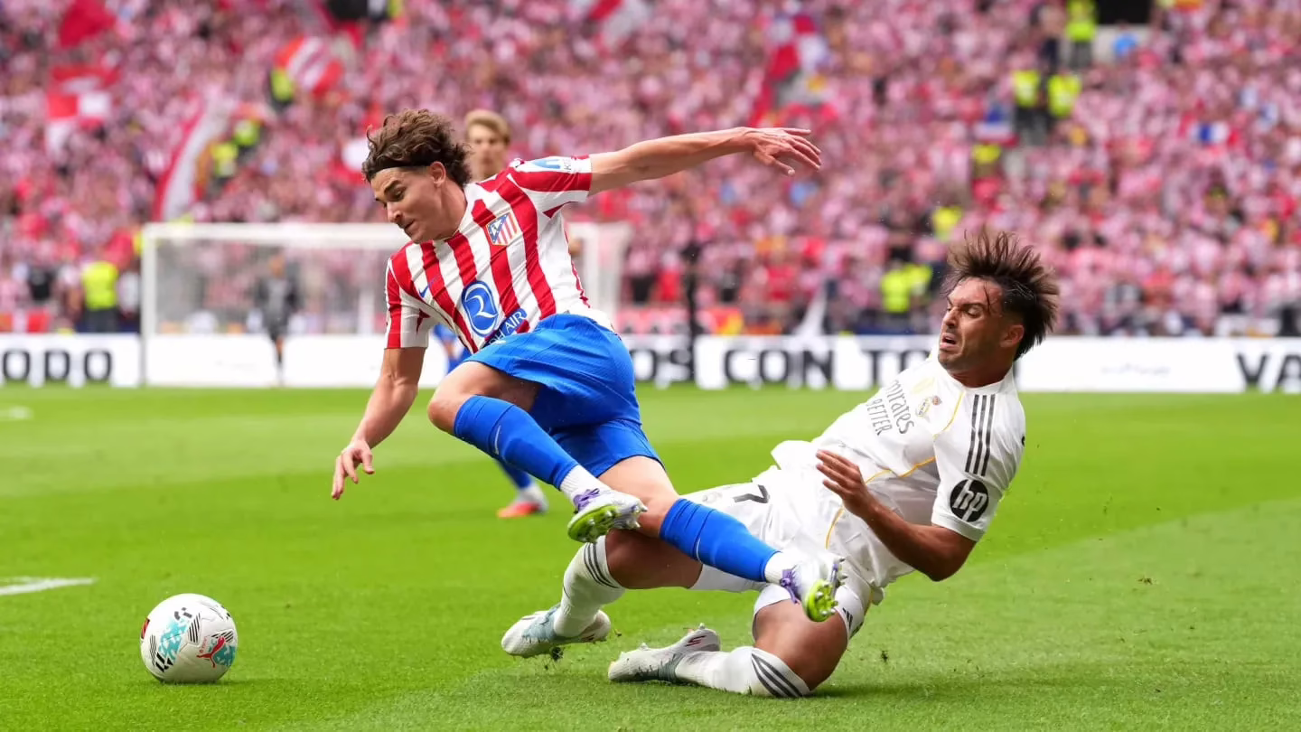 Atlético de Madrid y Real Madrid se enfrentan en la Supercopa de España: horario, dónde seguirlo en directo y alineaciones.