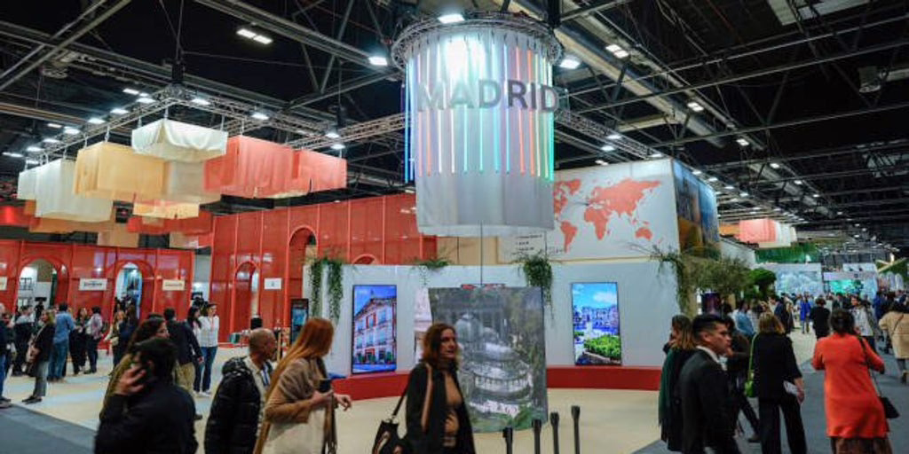 Del regreso de Fitur a varias rutas guiadas por la sierra.