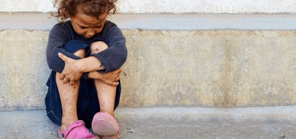 La Fundación Madrina intensifica su apoyo a los niños con una distribución benéfica de juguetes en la Cañada Real.
