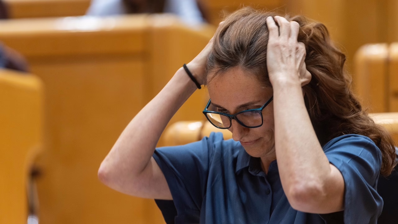 Madrid critica la falta de acción y seriedad de Mónica García en el examen MIR.