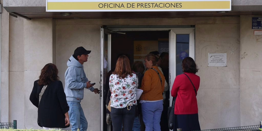 El veterano administrador que registraba a extranjeros en trabajos falsos para luego obtener beneficios de desempleo.