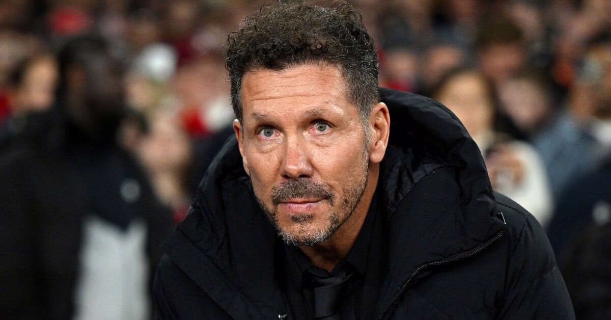 Simeone muestra impaciencia por el ritmo de Alemany en las contrataciones.