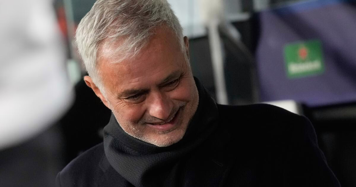 Mourinho destaca a Arbeloa, el nuevo entrenador del Real Madrid: "Es uno de mis chicos".