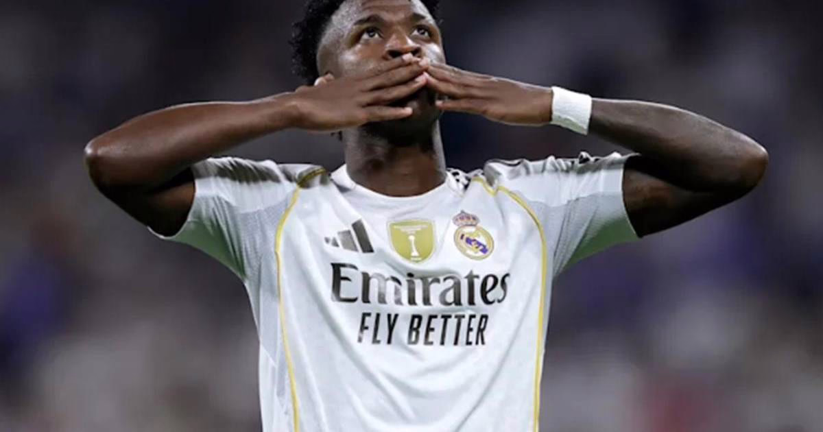 Vinicius advirtió su posible salida y ellos le proponen 30 millones anuales.