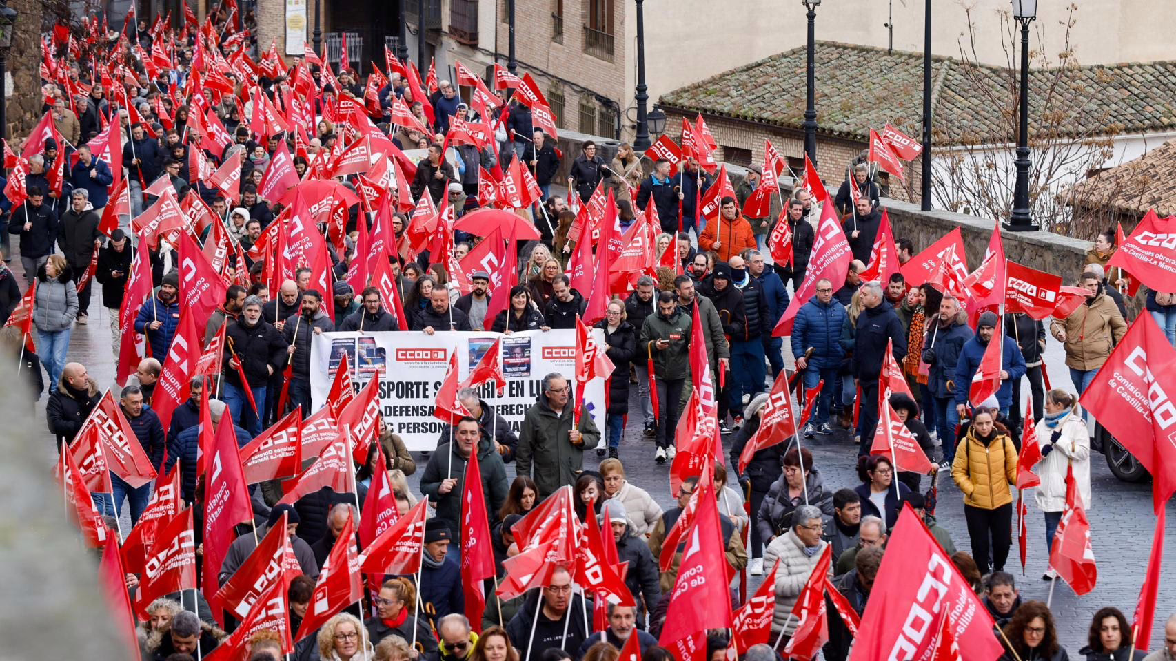 Más de 1,200 representantes de CCOO exigen en las calles de Toledo que el crecimiento económico "alcance a las familias".