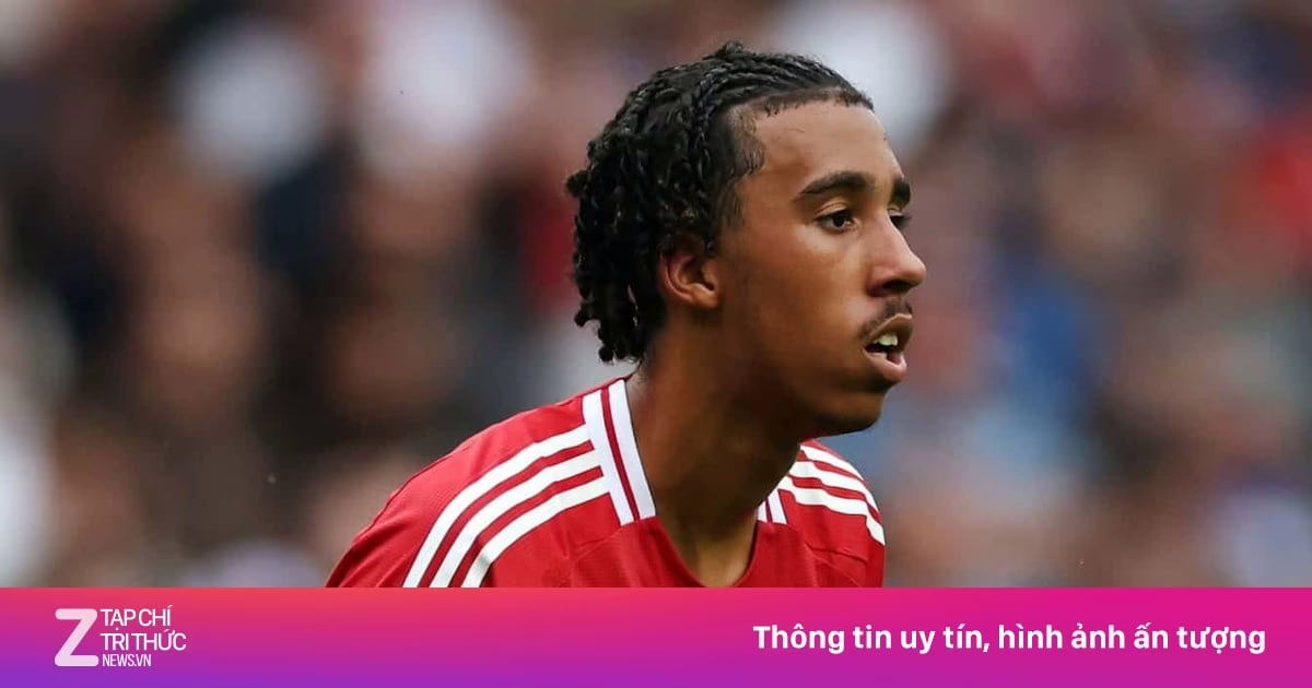 Leny Yoro podría abandonar el Manchester United y unirse al Real Madrid.