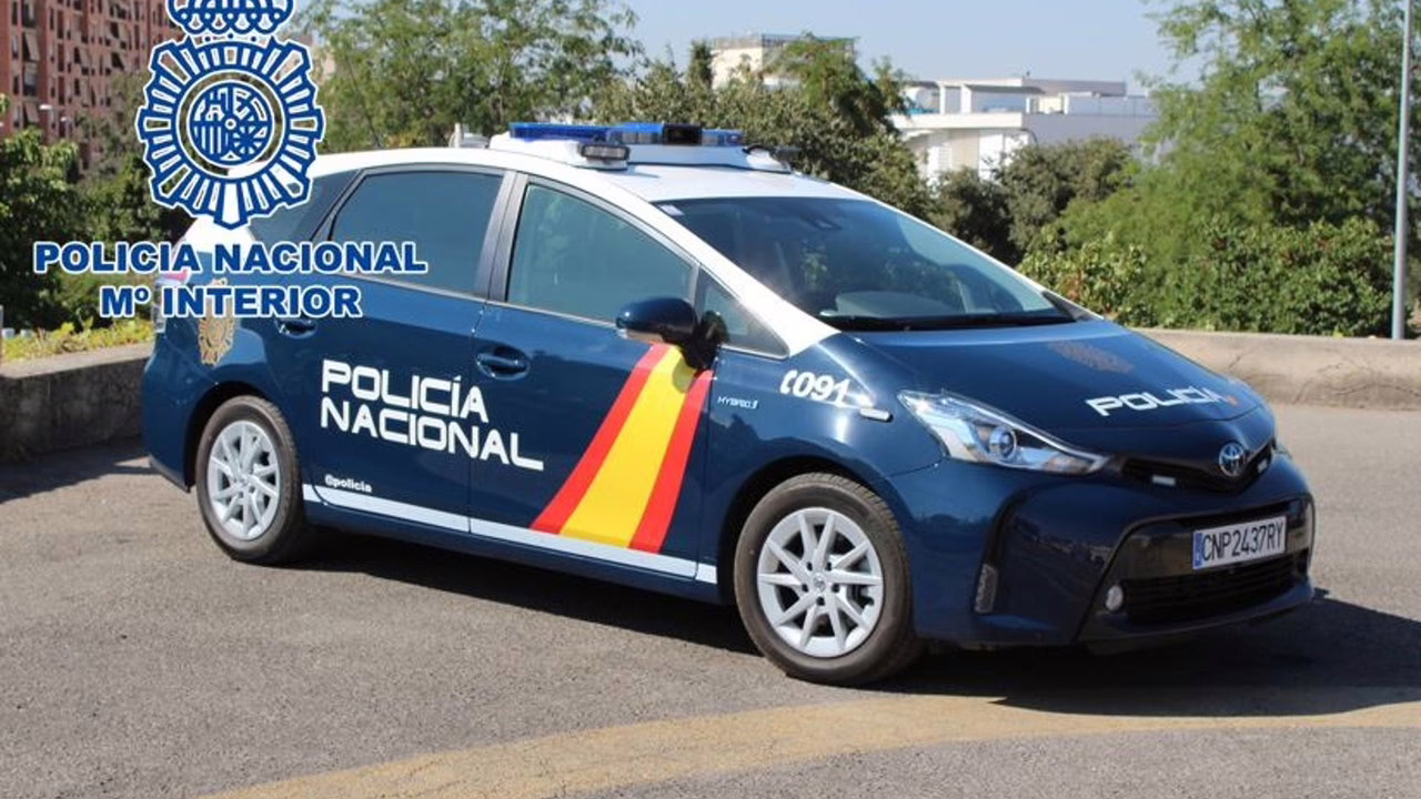 arrestado por realizar 60 robos en automóviles aparcados en garajes