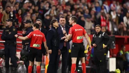 Almeyda se expone a una sanción histórica en España tras su expulsión en Sevilla