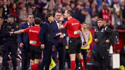 Grave sanción a Almeyda en Sevilla: no dirigirá casi la mitad del torneo Grave sanción a Almeyda en Sevilla: no dirigirá casi la mitad del torneo