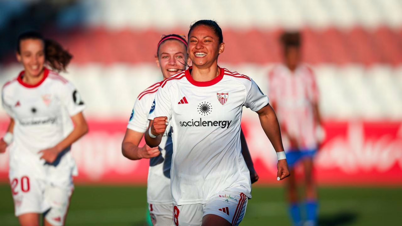 Andrea Álvarez brilla con dos goles en la victoria del Sevilla ante el Atlético de Madrid.