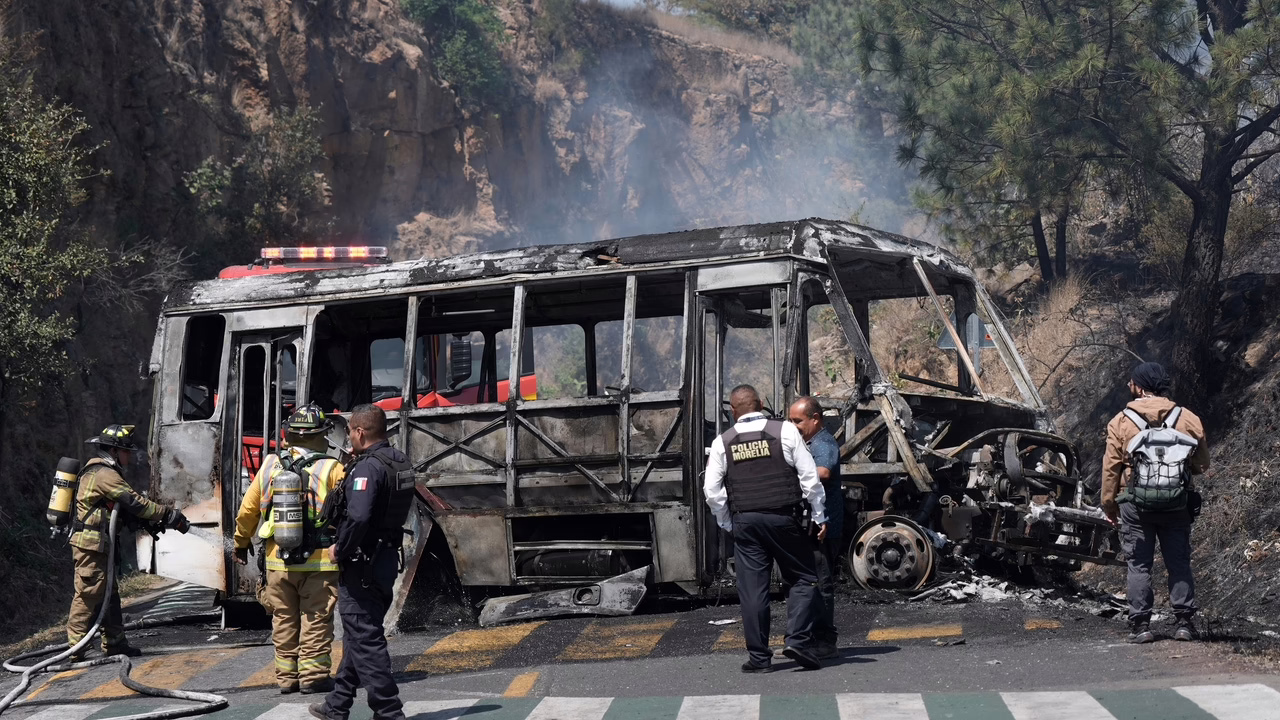 Altercados, movilización militar, reacciones y novedades en México.