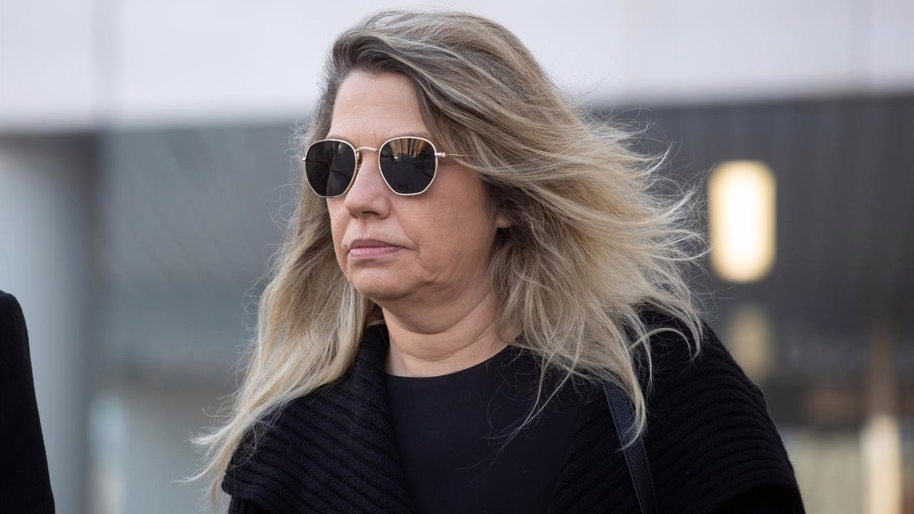 La Audiencia de Madrid rechaza la última táctica de la asesora de Begoña Gómez.