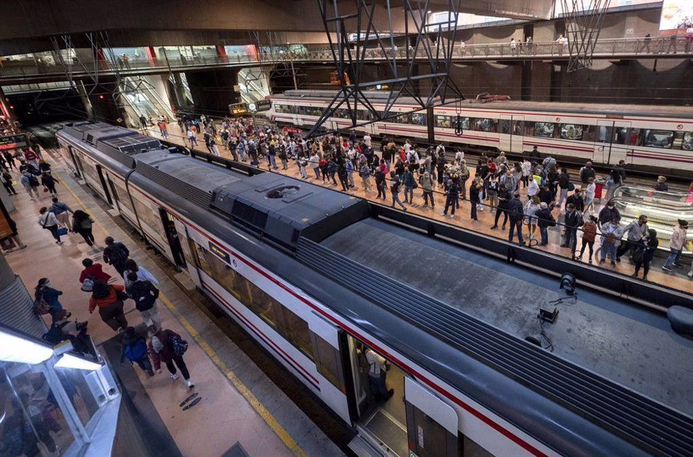 El servicio de Cercanías C-4 se restablece en Parla.