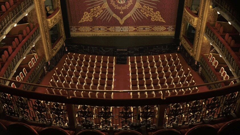 Teatro de cercanía en Madrid para explorar a las mujeres en la historia escénica.