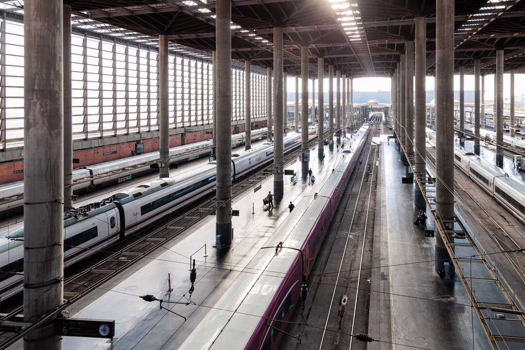 Paro en el transporte ferroviario: 350 trenes AV suspendidos.