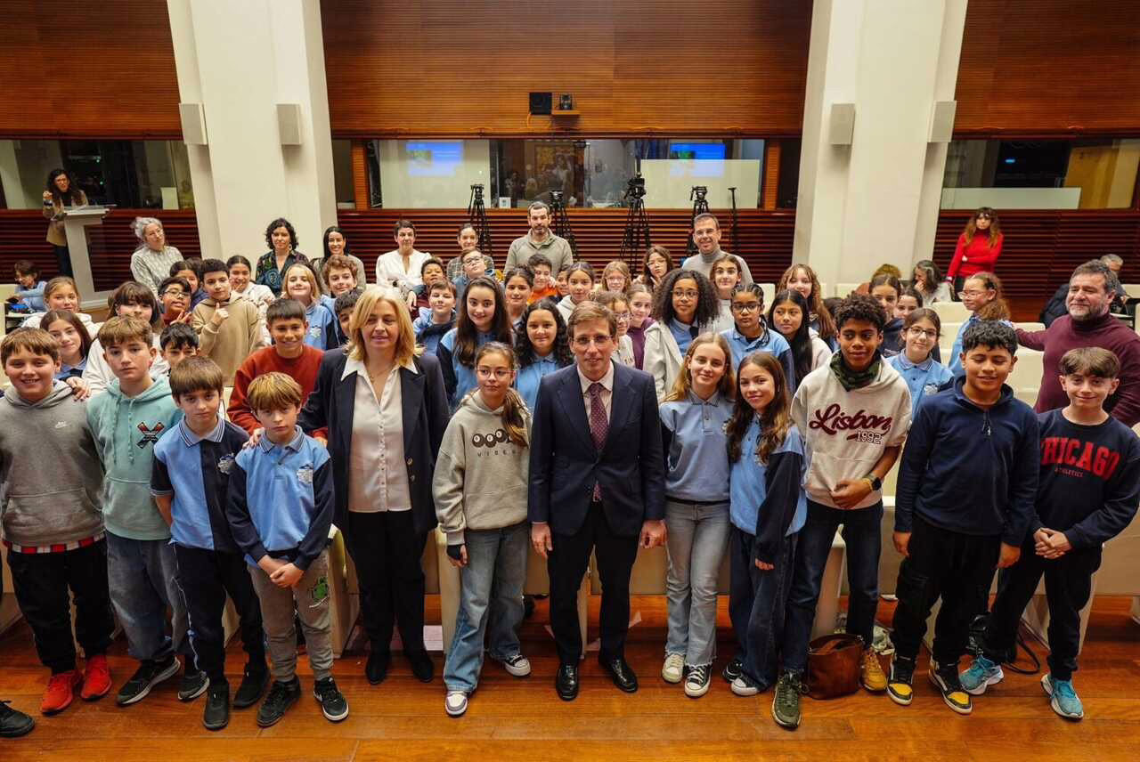 Según un estudio municipal, el 80% de los jóvenes de Madrid ha sido víctima de acoso en línea.