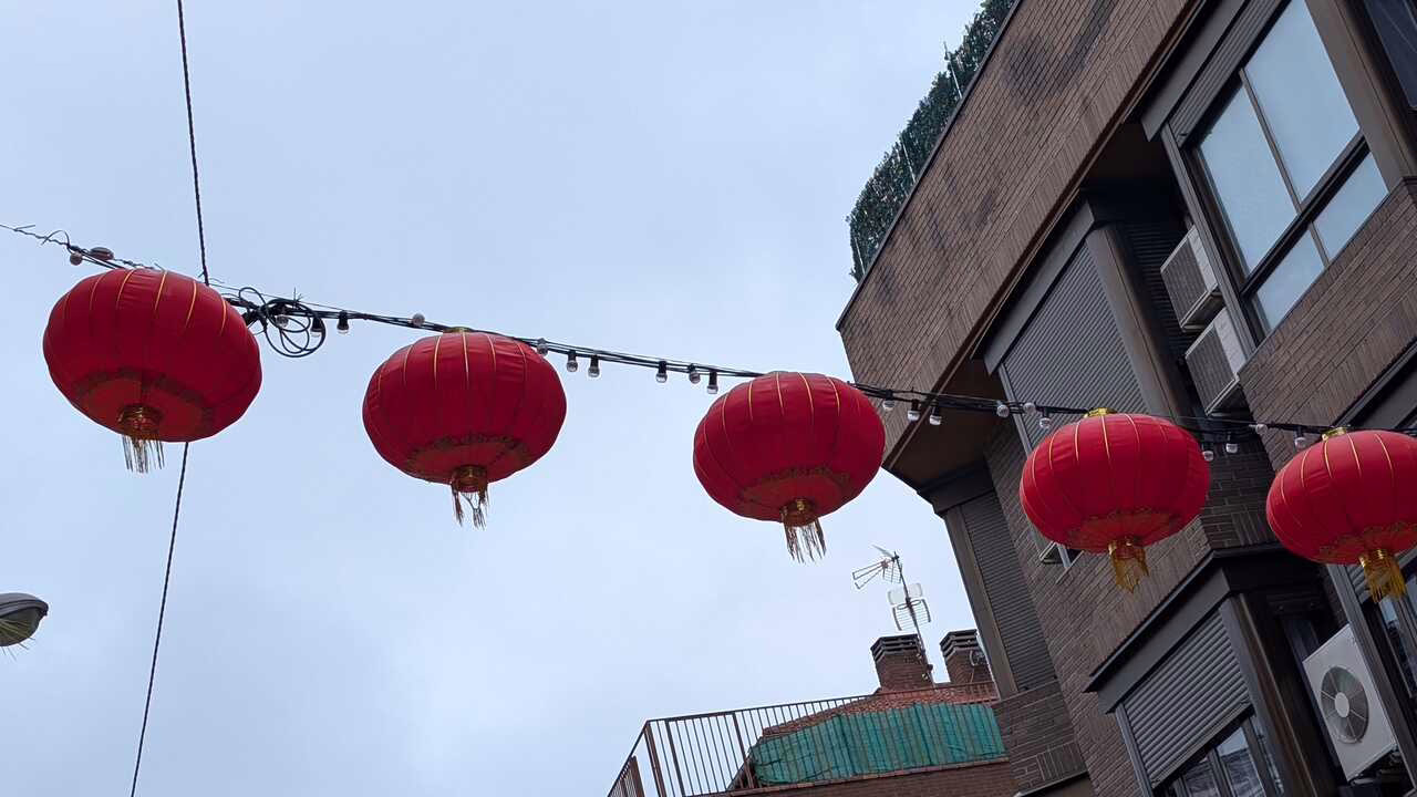 El distrito de Usera, el Chinatown de Madrid, festeja el Año Nuevo.