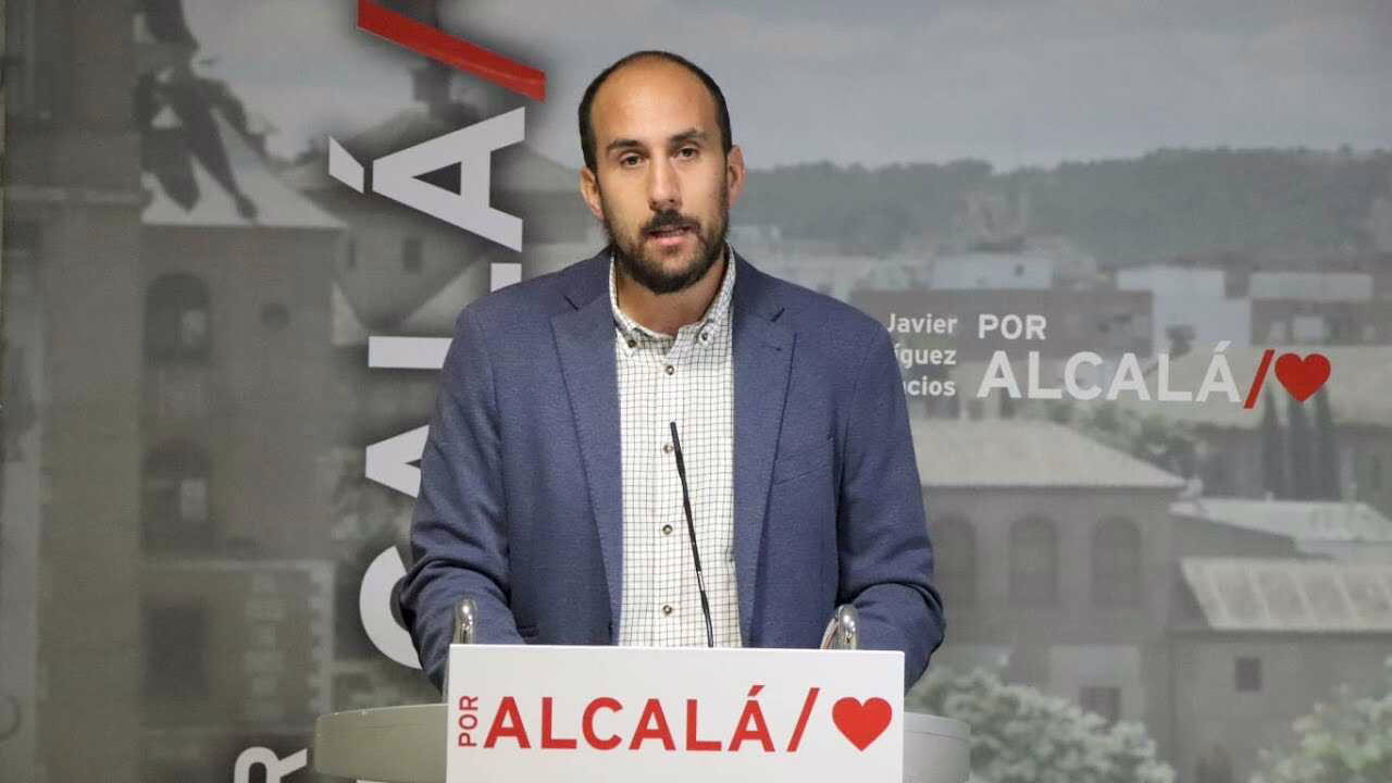 Rodríguez Palacios inicia un procedimiento administrativo contra Nogués.