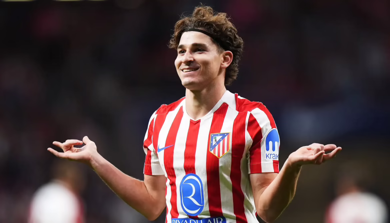 Julián Álvarez: Atlético de Madrid establece un precio récord y detiene al Barcelona.
