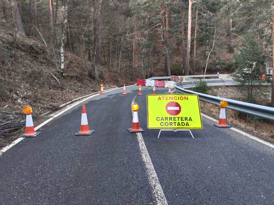 Cierre absoluto en la M-604 entre Rascafría y Navacerrada.