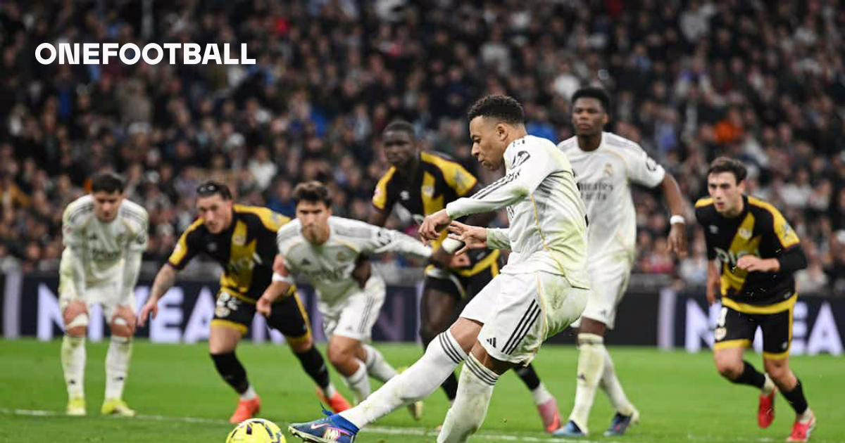 El Real Madrid ha acumulado casi el doble de penales que el Barcelona en La Liga esta temporada.
