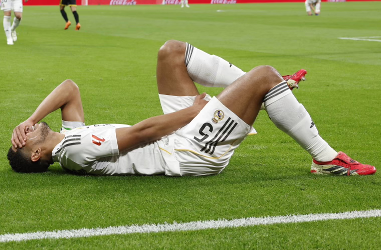 Real Madrid se llevó la victoria, pero se despidió de Jude Bellingham por un mes.