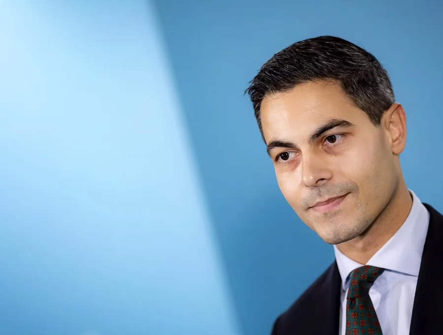 El nuevo primer ministro de los Países Bajos aborda la homofobia que enfrenta.