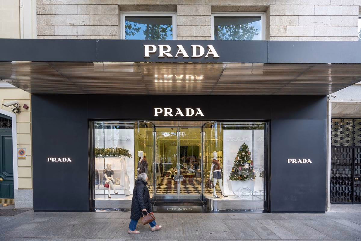 ¿Qué sucede con el local más costoso de España? Lleva años cerrado en la milla de oro de Madrid y ahora hay novedades.