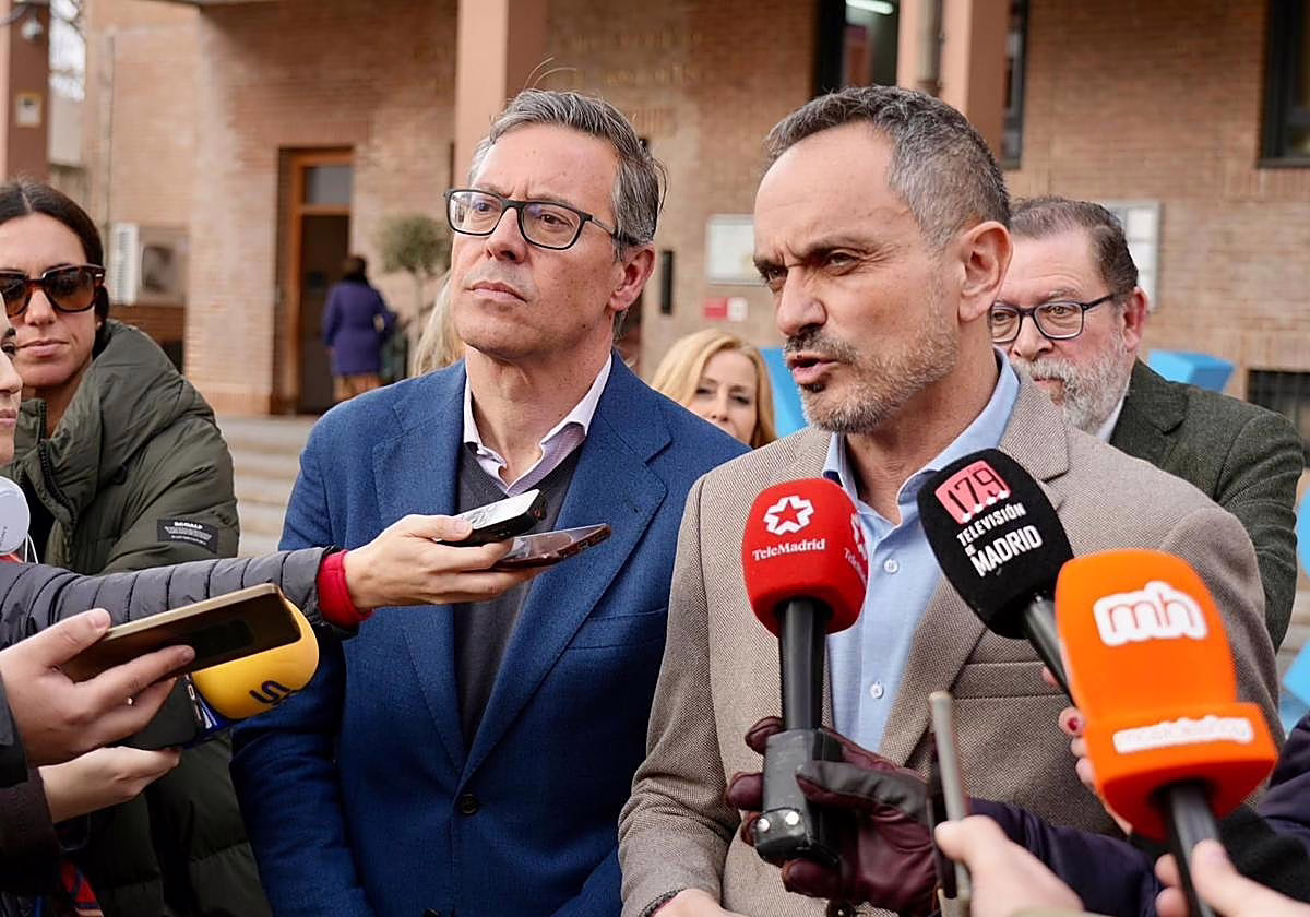 El PP de Madrid rechaza que la concejala de Móstoles, que denuncia al alcalde por acoso, haya presentado evidencias.