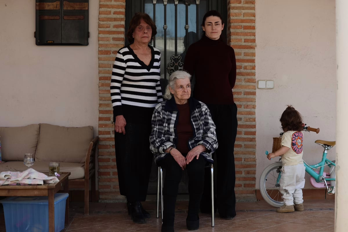 María Teresa enfrenta al Ayuntamiento de Madrid: la batalla de una mujer por su hogar en La Cañada, en medio de incertidumbres sobre el proyecto de El Cañaveral | Noticias de Madrid