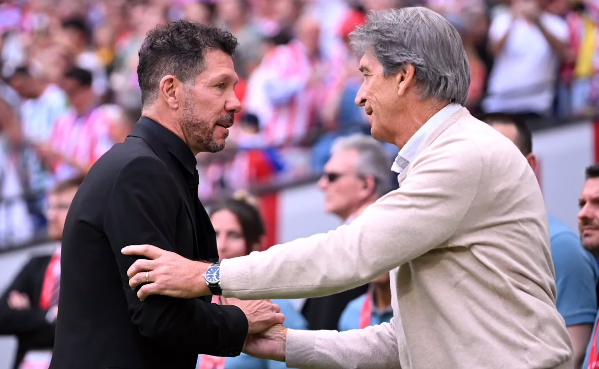 Pellegrini prevé un difícil enfrentamiento entre el Betis y el Atlético de Madrid.