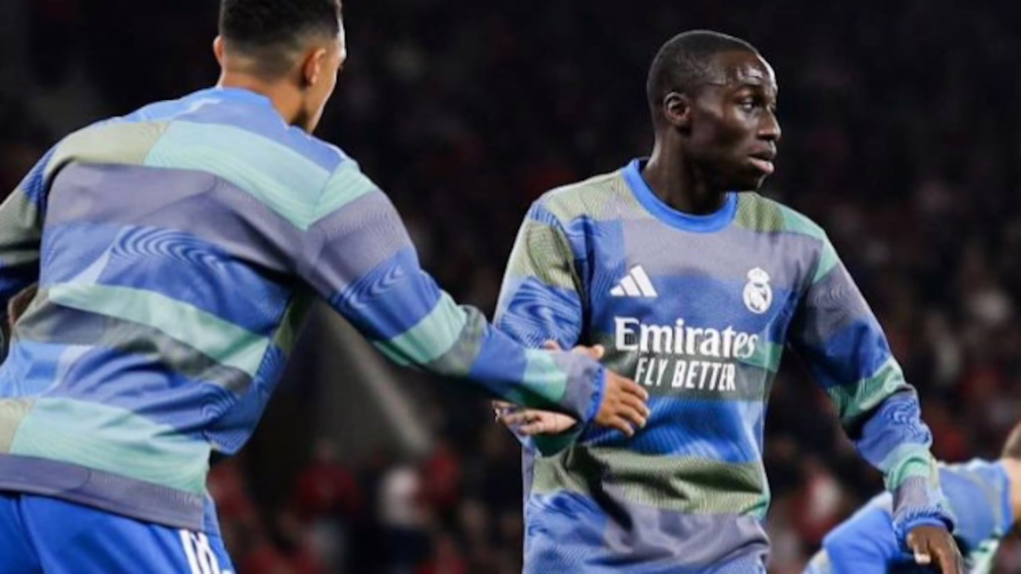 ¿Quién merece ser el lateral izquierdo titular del Real Madrid? Únete al debate en directo con AS: ¡envía tu pregunta o comentario y participa!