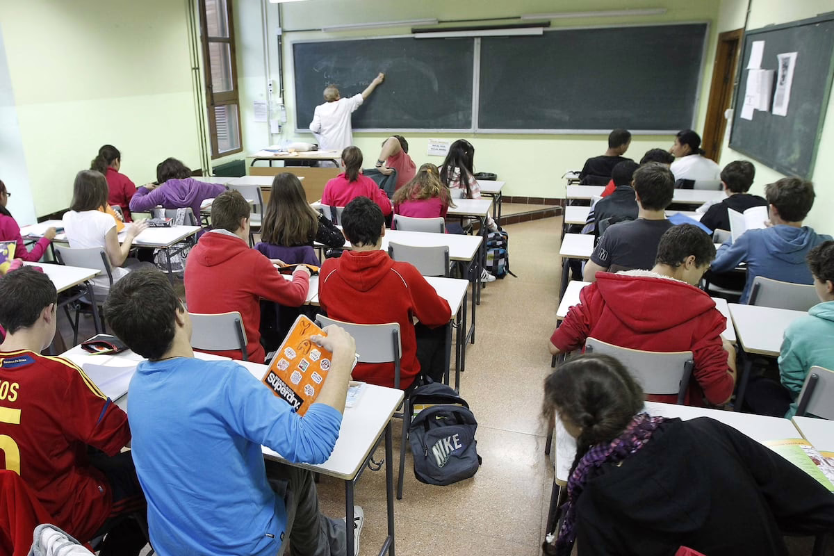 Directores de institutos de Madrid alertan a Ayuso: “La división de la ESO afecta negativamente a los estudiantes” | Noticias de Madrid
