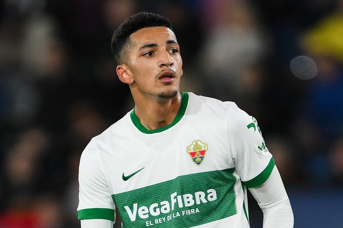 Oferta de la Premier League por Álvaro Rodríguez