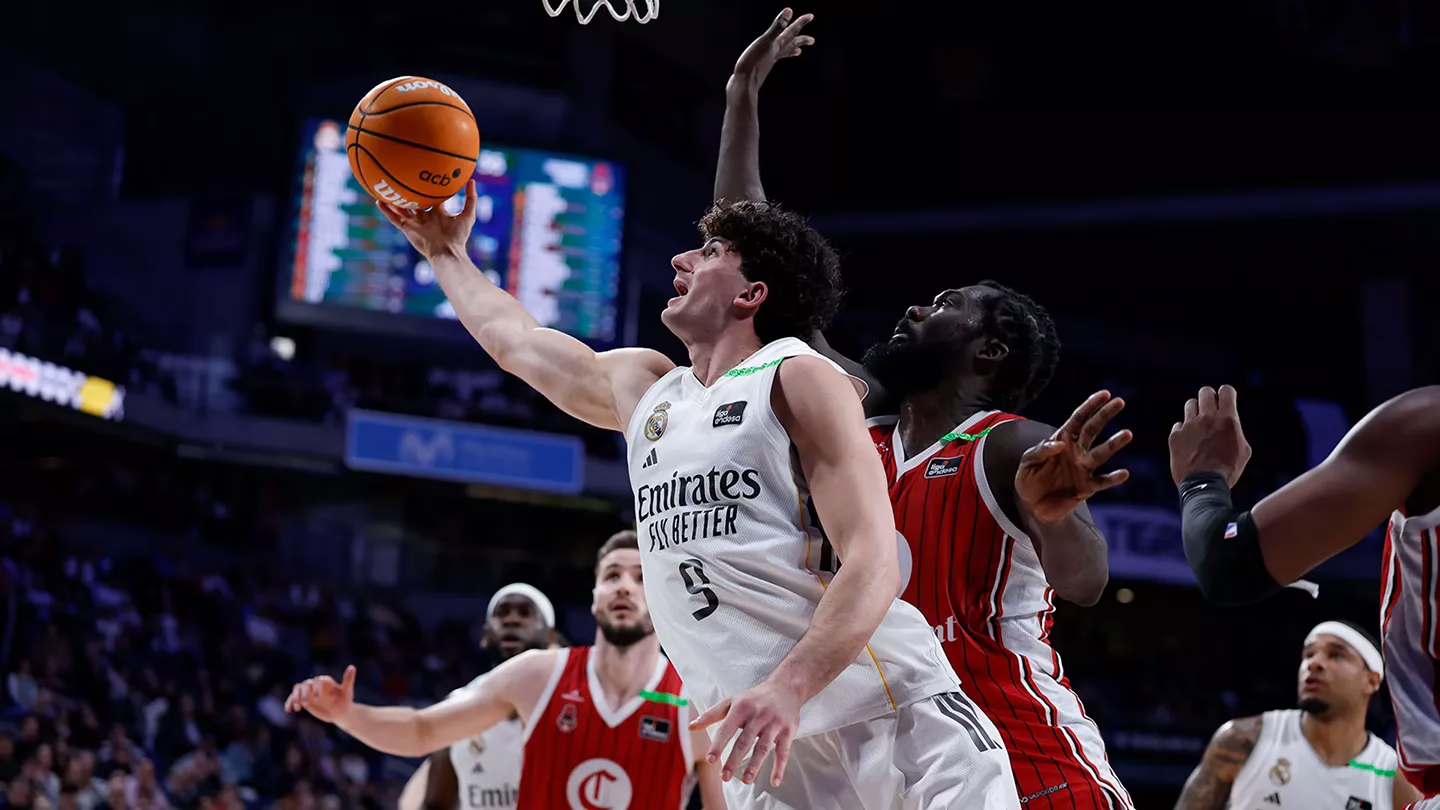 Real Madrid 99-78 Casademont Zaragoza: El banquillo brilla en otra victoria en casa.