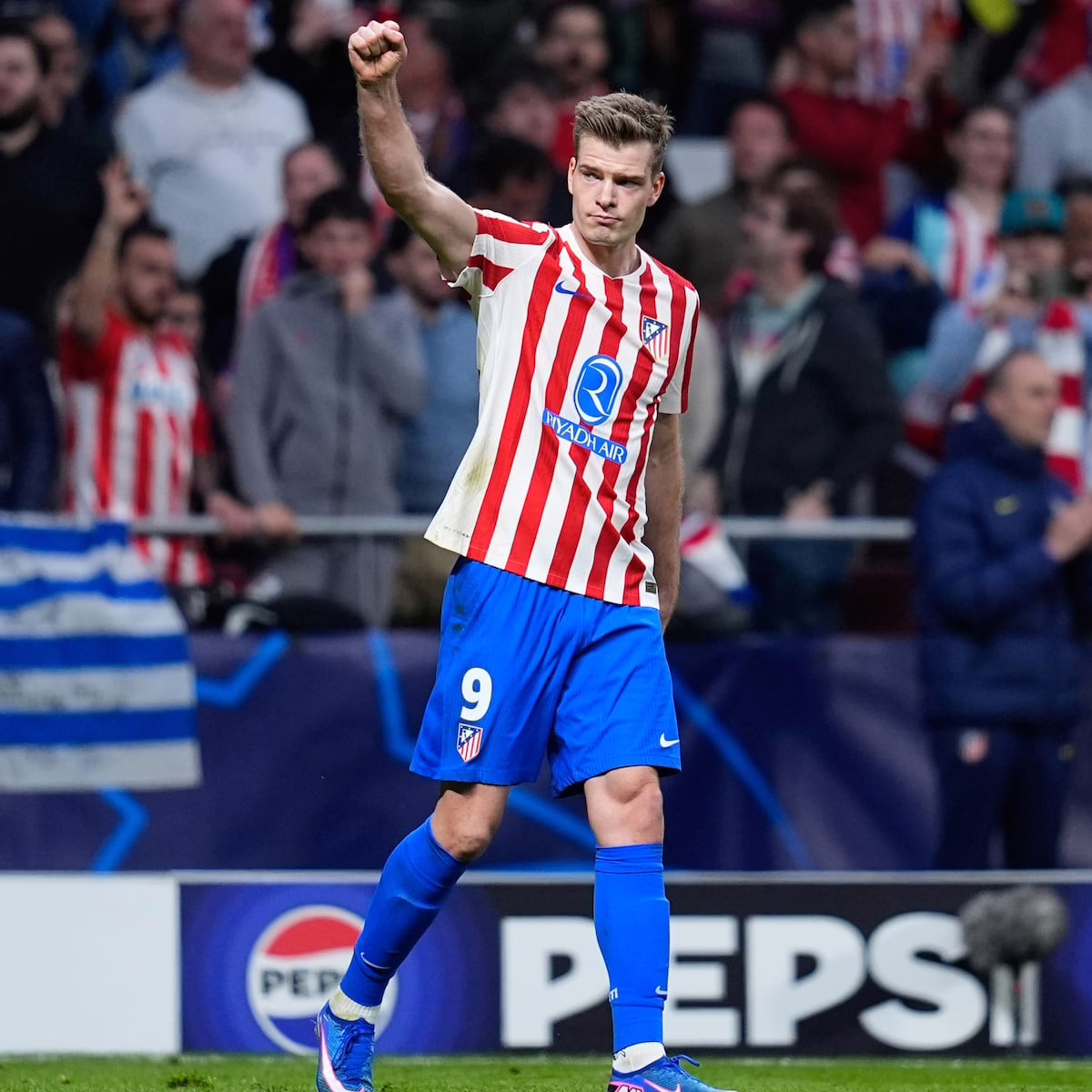 El Atlético clasifica a octavos tras vencer al Brujas con un triplete de Sorloth (4-1) | El PAÍS Exprés