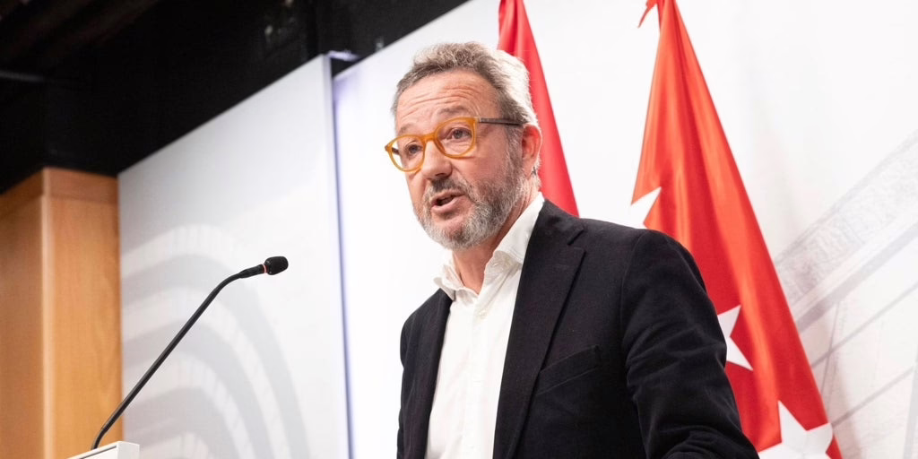 Vox designa a Henríquez de Luna como líder de su estrategia municipal en Madrid para lograr un «gran avance» en 2027.