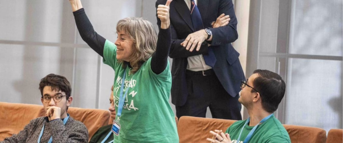 Las universidades se manifiestan en contra de la ley "inconstitucional" de Ayuso en la Asamblea de Madrid.