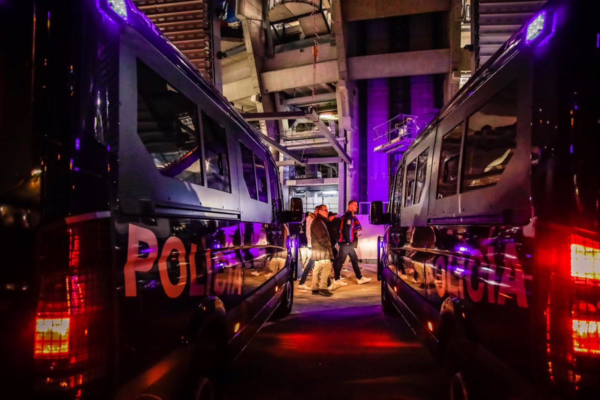 Más de 1,800 agentes asegurarán la protección durante el partido Real Madrid-Benfica de este miércoles.