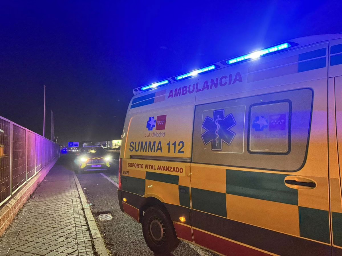 Fallece un hombre de 30 años tras ser impactado por un vehículo en Coslada (Madrid).
