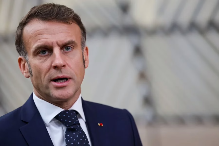 Macron solicita a Meloni que evite hacer comentarios sobre los sucesos en Francia tras el fallecimiento de un joven de extrema derecha.