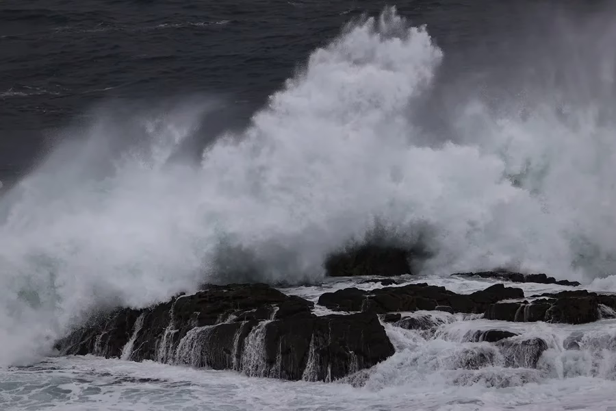 Aviso de alerta máxima en el País Vasco y advertencias por viento en Cataluña.