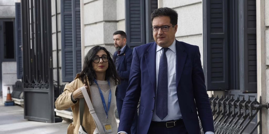 El PP afirma que López ignoró una denuncia de acoso sexual contra un funcionario en Móstoles.